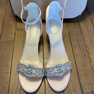 Betsey Johnson Mel wedding heels embellished champagne color size 11 New!
